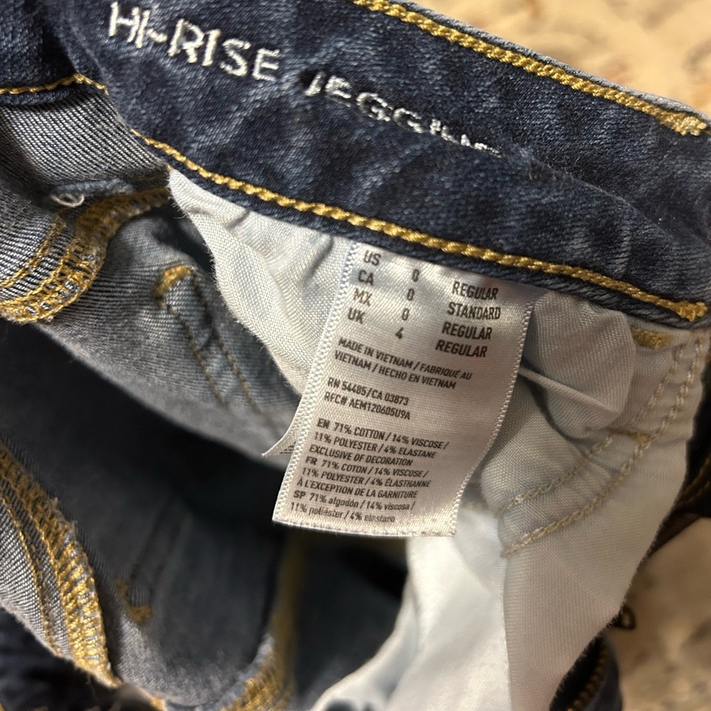 American Eagle Jeans - Size 0 - Picture 6 of 6